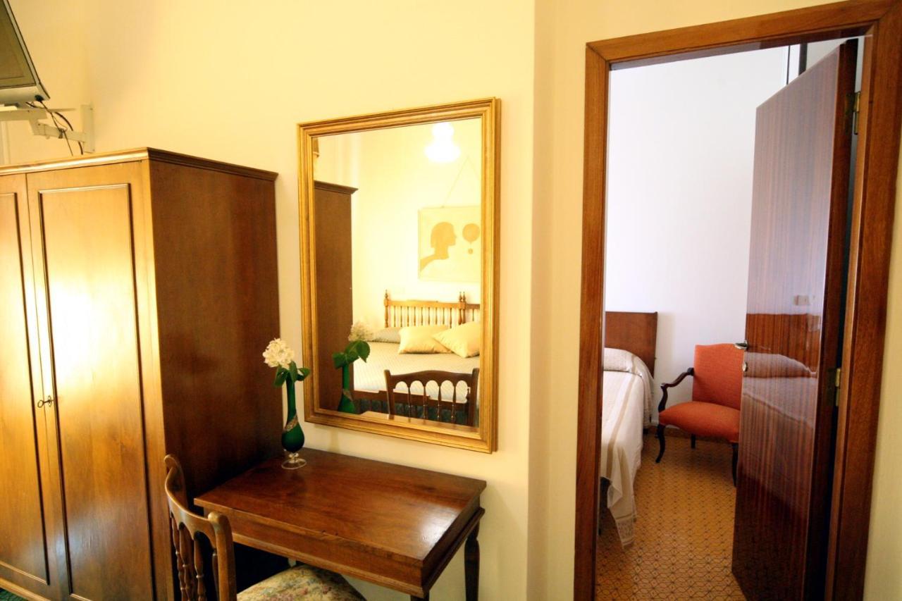 Albergo I Longobardi Chiusi Ngoại thất bức ảnh